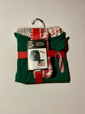 Art Class Green & Red Holiday Pajama Set with Headband NWT Large Size